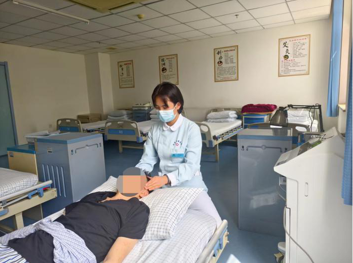 护理之光——在特色中绽放