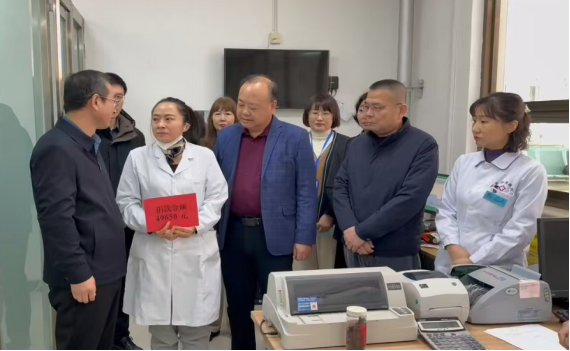 爱心汇聚力量 行动暖人心田